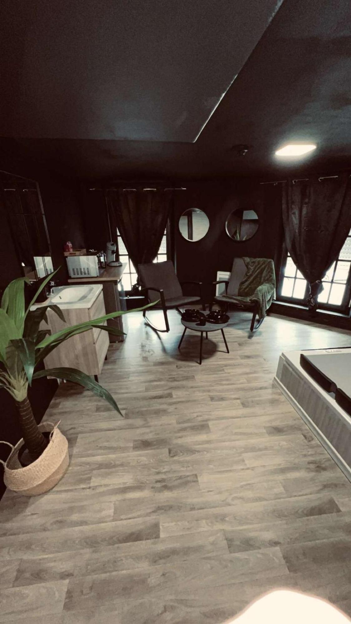 阿棉 Magnifique Loft 35M2 Jacuzzi Rvb Night 1酒店 外观 照片
